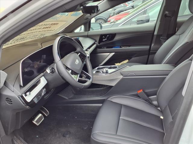 new 2025 Cadillac OPTIQ car, priced at $56,815