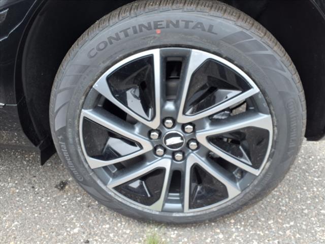 new 2025 Cadillac OPTIQ car, priced at $56,815