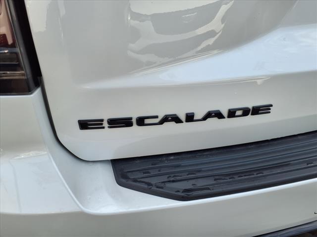 used 2021 Cadillac Escalade ESV car, priced at $71,995