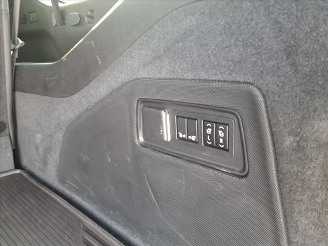 used 2021 Cadillac Escalade ESV car, priced at $71,995