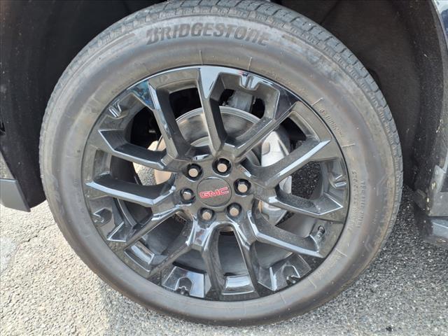 used 2024 GMC Yukon car, priced at $78,995