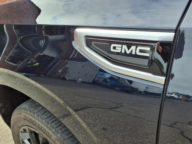 used 2024 GMC Yukon car, priced at $78,995