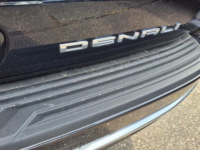 used 2024 GMC Yukon car, priced at $78,995