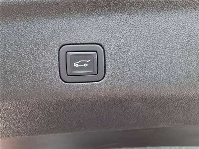 used 2023 GMC Yukon car, priced at $79,995