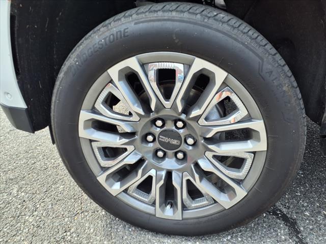used 2023 GMC Yukon car, priced at $79,995