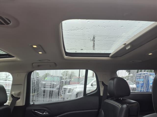 used 2023 GMC Acadia car, priced at $38,995