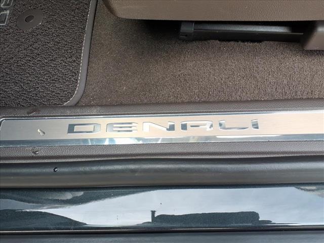 used 2022 GMC Canyon car, priced at $40,995