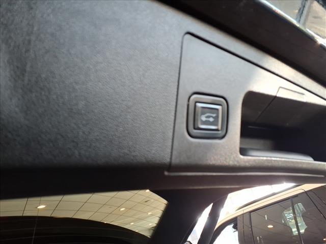 used 2022 Cadillac XT4 car, priced at $31,955