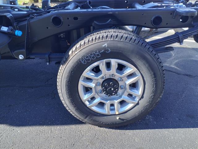 new 2024 GMC Sierra 2500 car, priced at $70,040