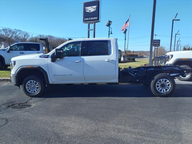 new 2024 GMC Sierra 2500 car, priced at $70,040
