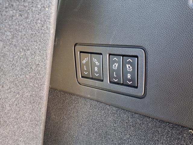 used 2022 Cadillac XT6 car, priced at $38,995