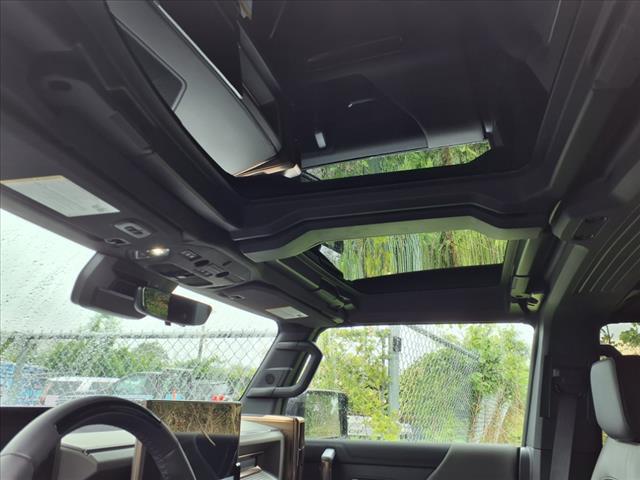 new 2025 GMC HUMMER EV Pickup car, priced at $107,790
