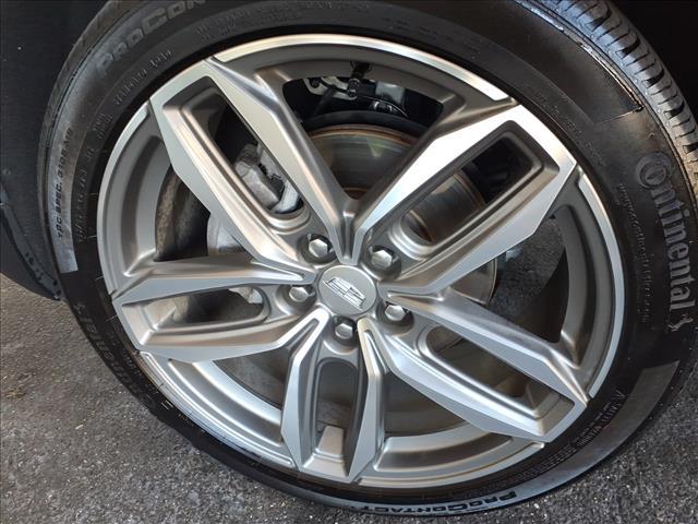 used 2023 Cadillac XT4 car, priced at $29,995