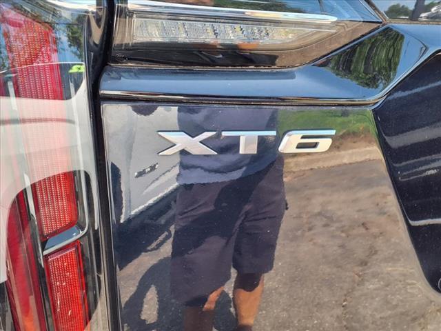 used 2022 Cadillac XT6 car, priced at $44,995