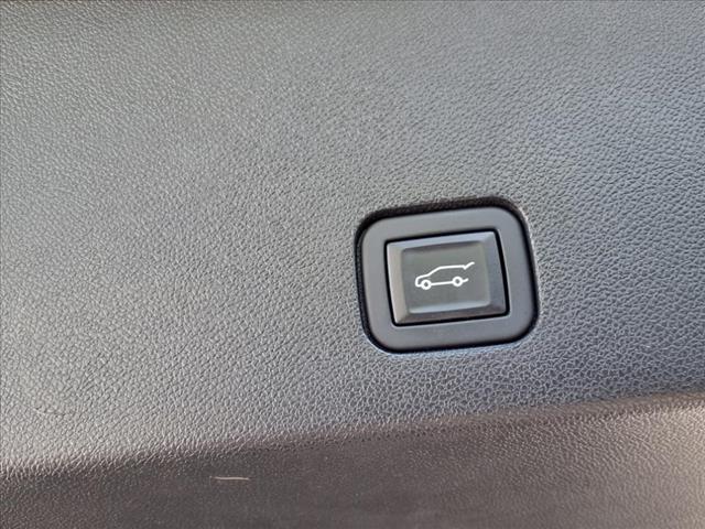 used 2022 Cadillac XT6 car, priced at $44,995