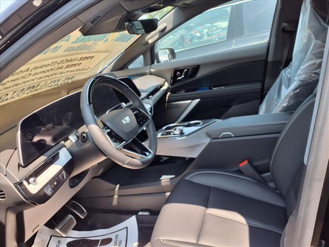 new 2025 Cadillac OPTIQ car, priced at $54,765