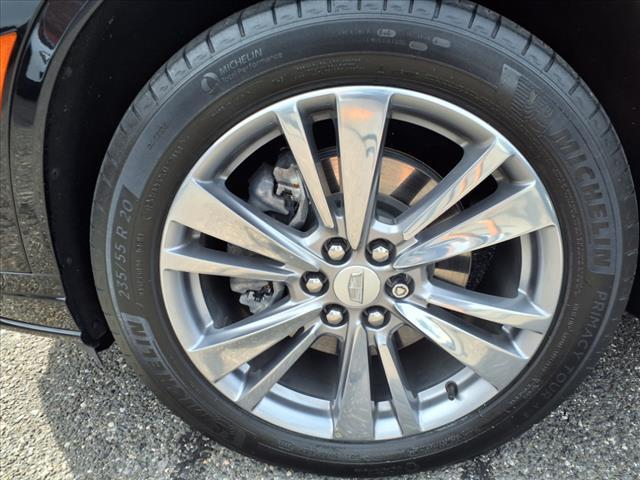 used 2023 Cadillac XT6 car, priced at $42,995