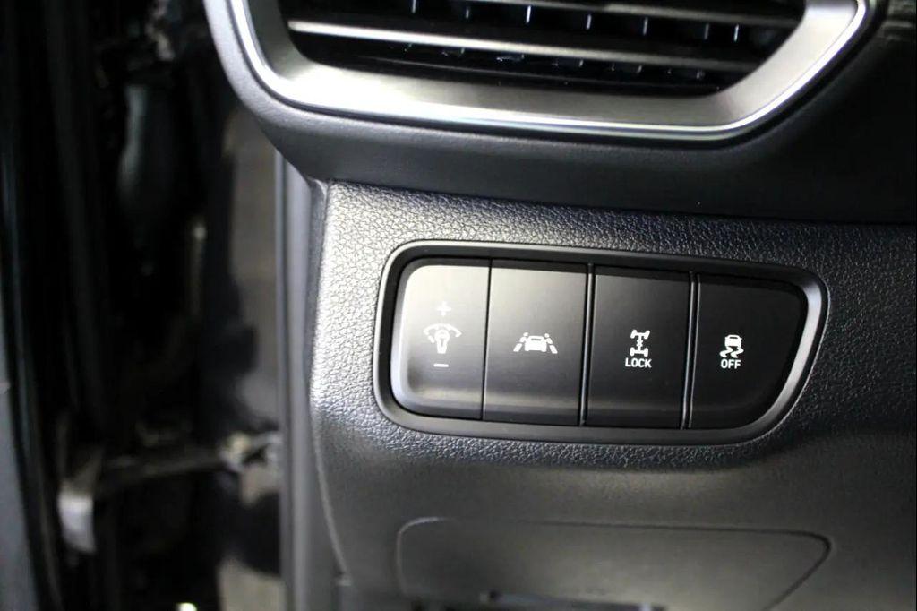 used 2020 Hyundai Santa Fe car, priced at $16,995