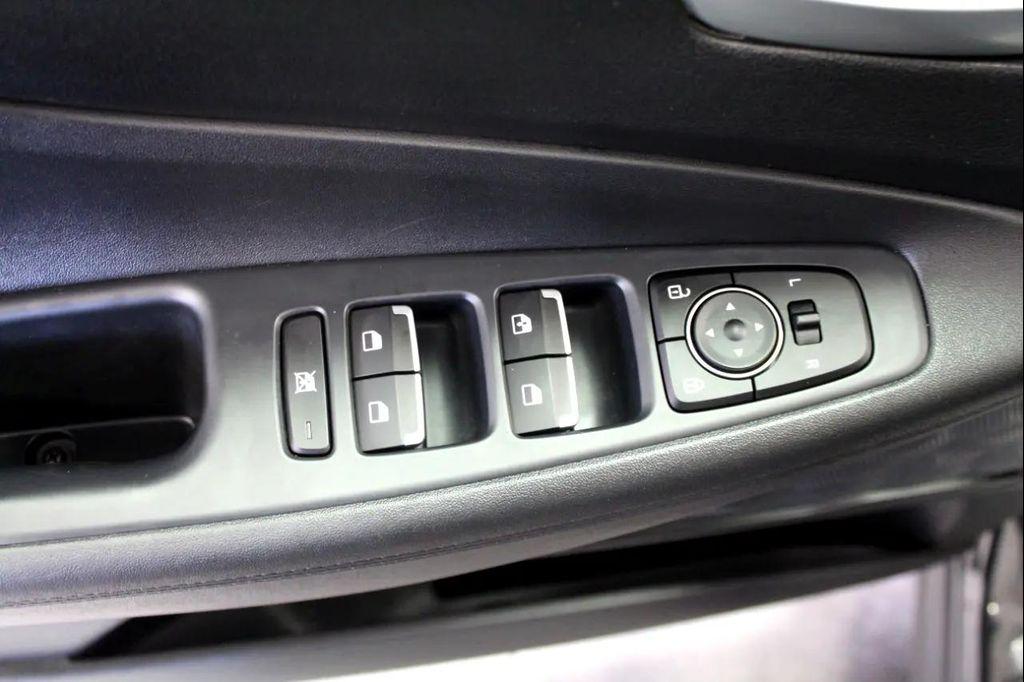 used 2020 Hyundai Santa Fe car, priced at $16,995