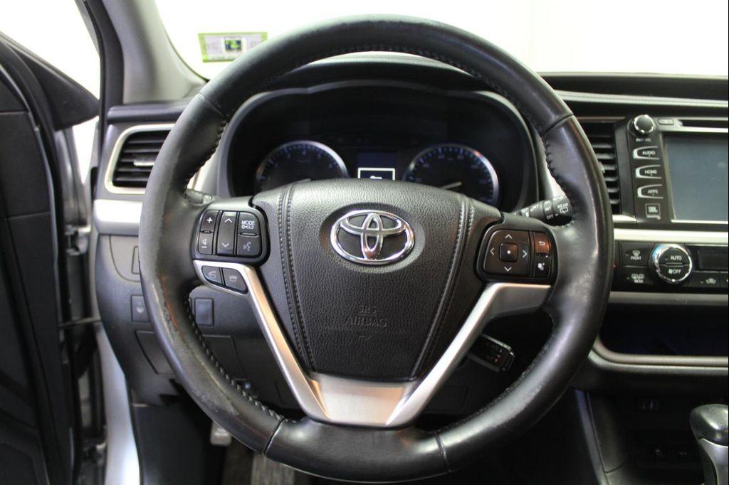 used 2015 Toyota Highlander car, priced at $17,995