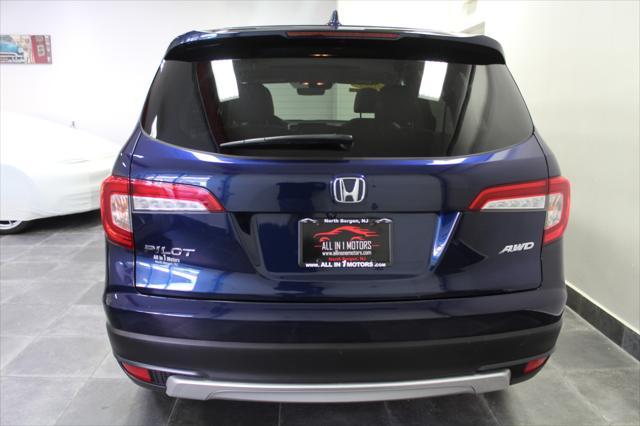 used 2022 Honda Pilot car, priced at $25,995