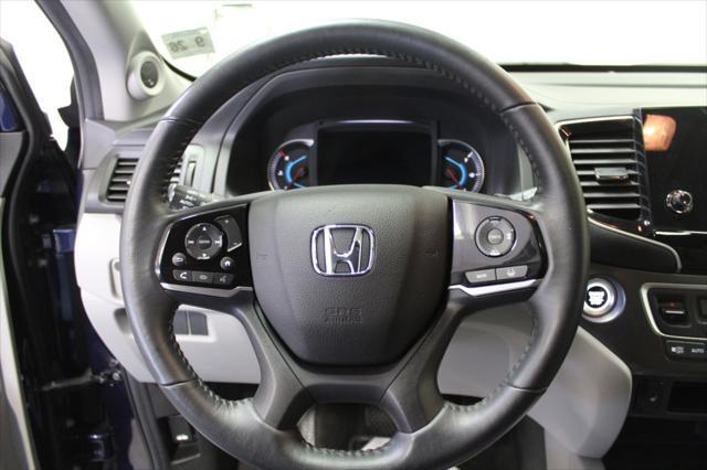 used 2022 Honda Pilot car, priced at $25,995