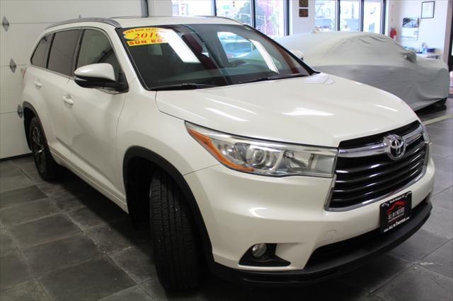 used 2016 Toyota Highlander car, priced at $18,995