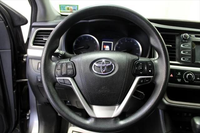 used 2018 Toyota Highlander car, priced at $25,995