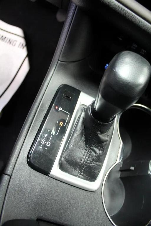used 2018 Toyota Highlander car, priced at $25,995