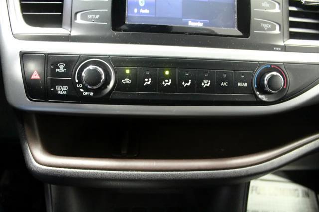 used 2019 Toyota Highlander car, priced at $22,995