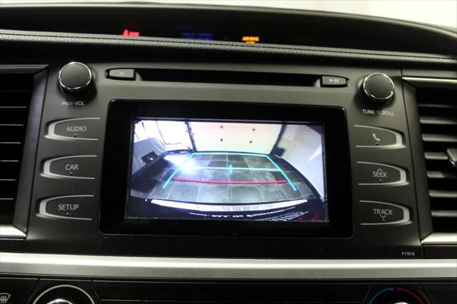 used 2019 Toyota Highlander car, priced at $22,995