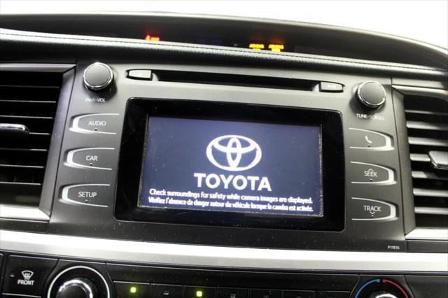 used 2019 Toyota Highlander car, priced at $22,995