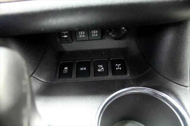 used 2019 Toyota Highlander car, priced at $22,995