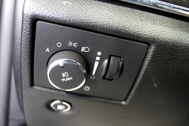 used 2016 Jeep Grand Cherokee car, priced at $17,995