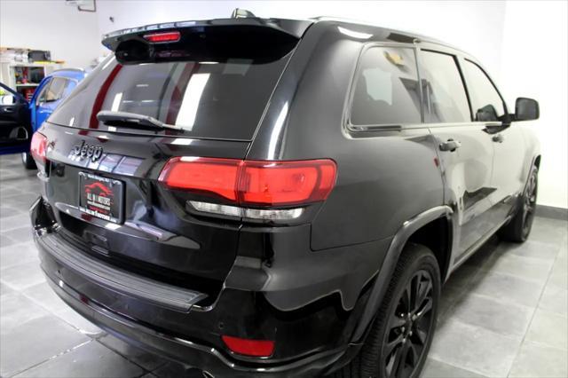 used 2018 Jeep Grand Cherokee car, priced at $19,995