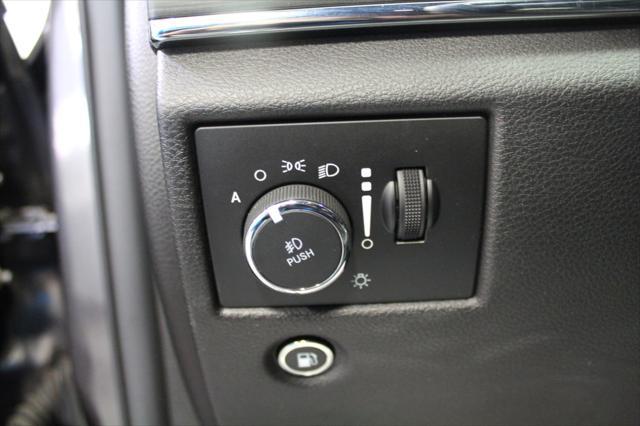 used 2019 Jeep Grand Cherokee car, priced at $18,995