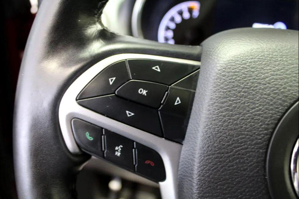 used 2021 Jeep Grand Cherokee car, priced at $18,495