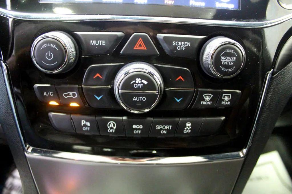 used 2021 Jeep Grand Cherokee car, priced at $18,495