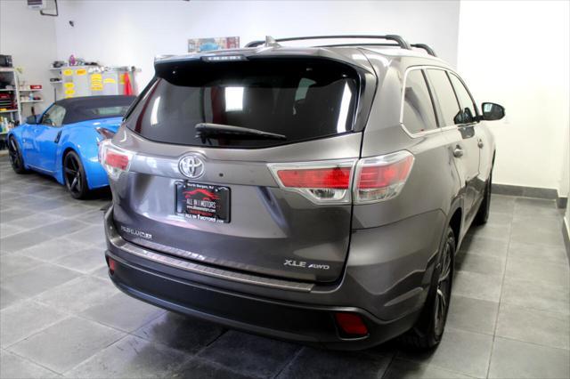 used 2016 Toyota Highlander car, priced at $19,995