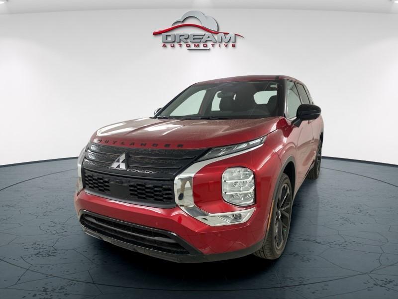 new 2024 Mitsubishi Outlander car, priced at $33,865