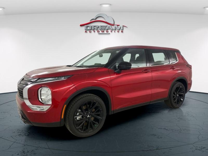 new 2024 Mitsubishi Outlander car, priced at $33,865