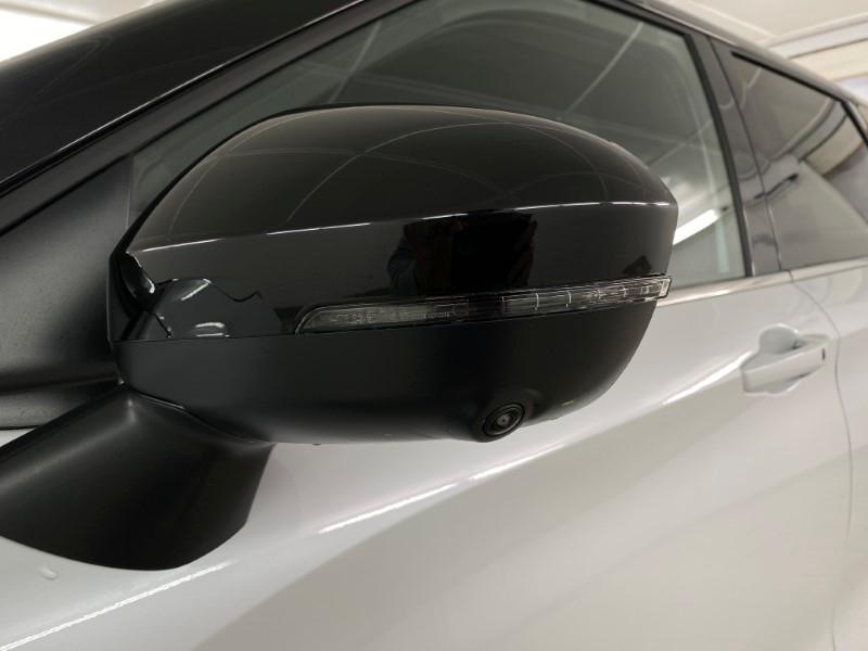 new 2024 Mitsubishi Outlander car