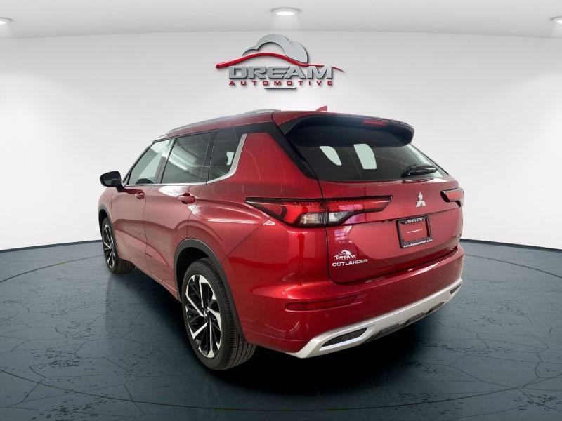 new 2024 Mitsubishi Outlander car, priced at $36,905