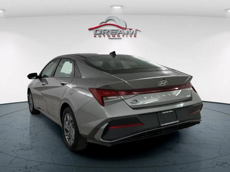 used 2024 Hyundai ELANTRA HEV car, priced at $22,995