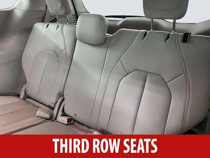 used 2021 Chrysler Pacifica car, priced at $20,103