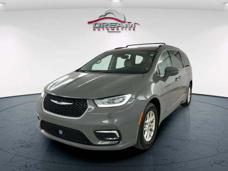 used 2021 Chrysler Pacifica car, priced at $20,103
