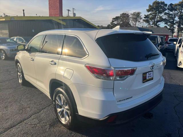 used 2015 Toyota Highlander car, priced at $19,699