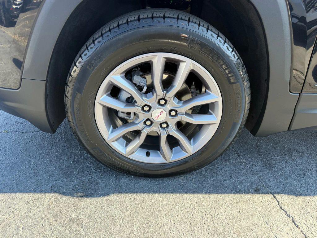 used 2023 GMC Terrain car, priced at $22,999