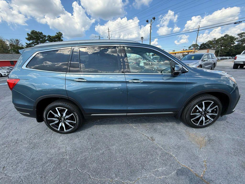 used 2021 Honda Pilot car, priced at $25,999