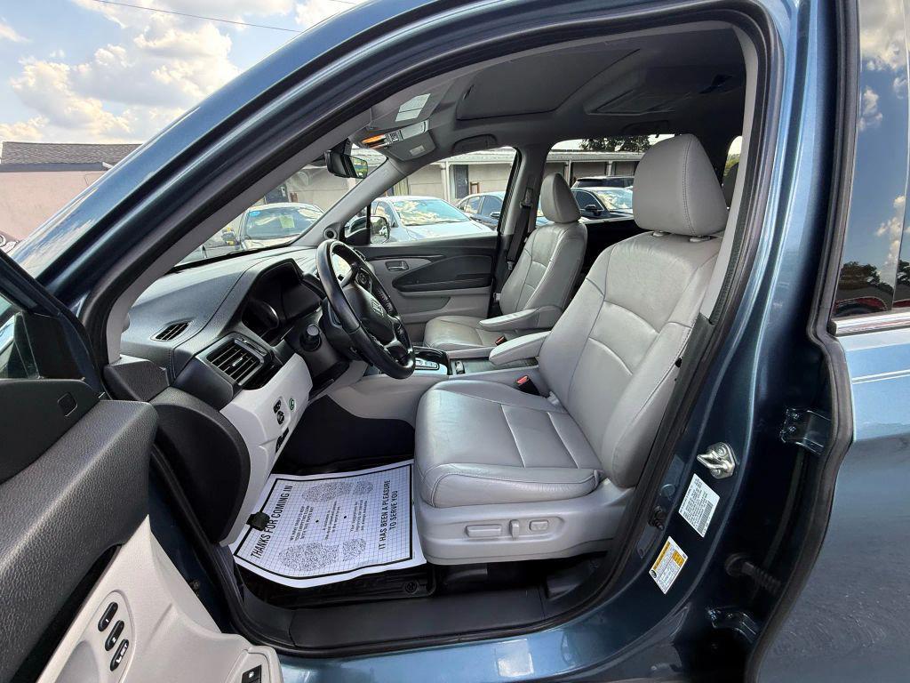 used 2021 Honda Pilot car, priced at $25,999